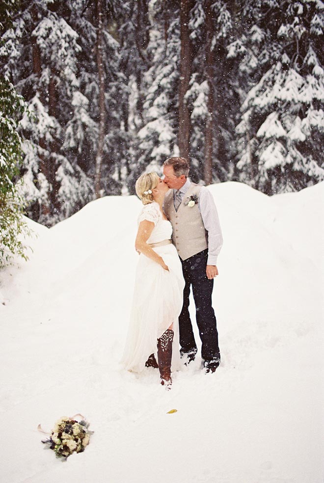 winter-colorado-wedding-by-gina-zeidler-photography-178