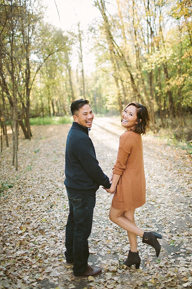 Fall-Minneapolis-Engagement-photos-by-Gina-Zeidler-Photography-0001