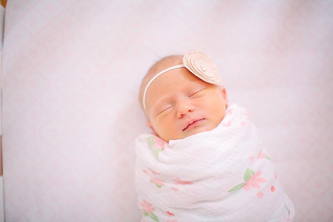 Pink-and-green-nursery-minneapolis-newborn-photos-by-Gina-Zeidler-Photography-0012